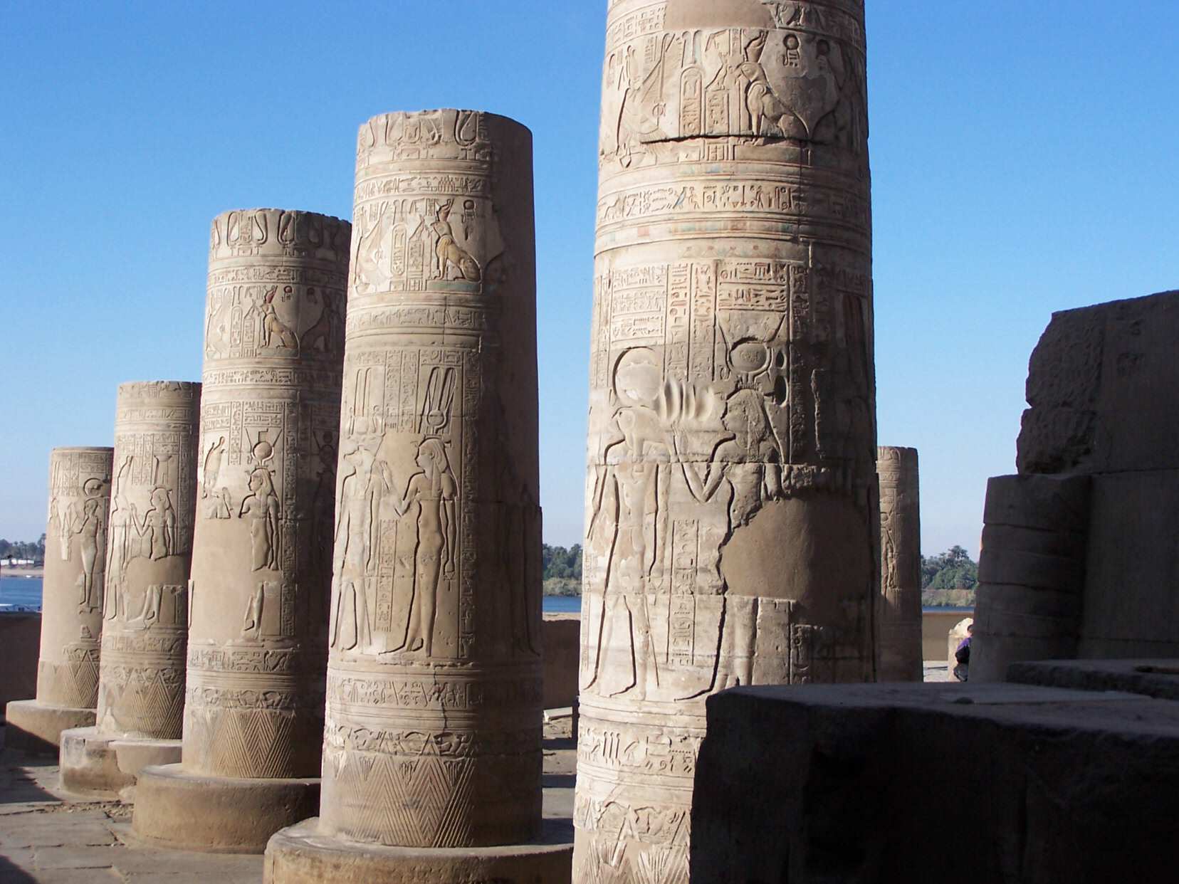 Colonnes du temple de Kom Ombo.